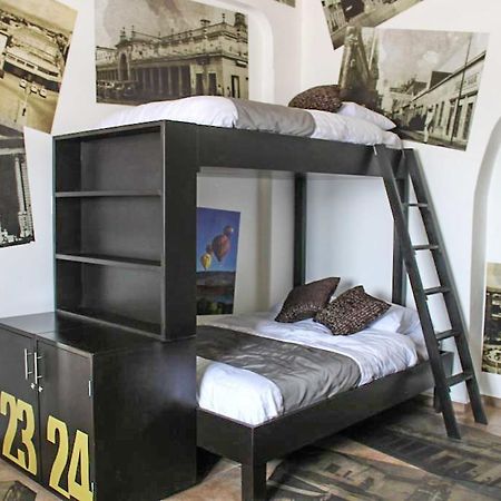 Hostal El Armario Леон Екстериор снимка