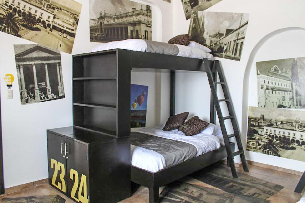Hostal El Armario Леон Екстериор снимка