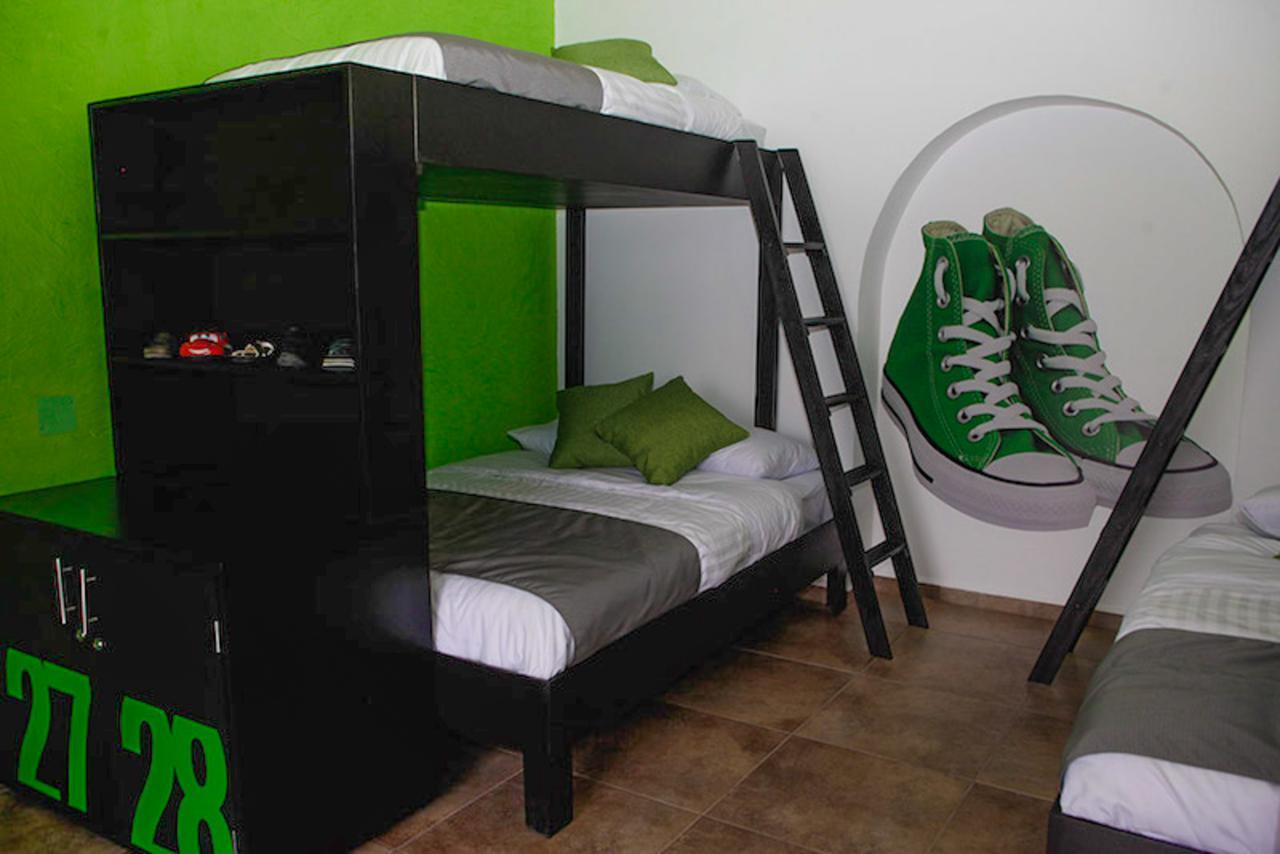 Hostal El Armario Леон Екстериор снимка